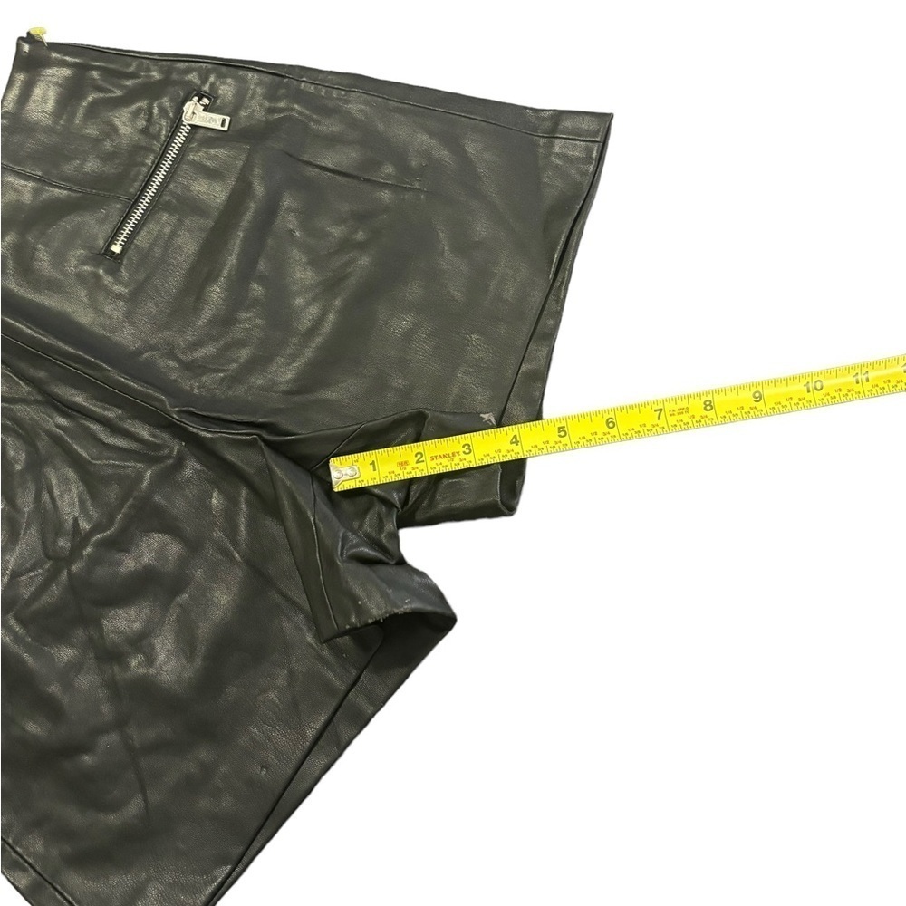 Zara faux leather mini skirt size small - Picture 9 of 11
